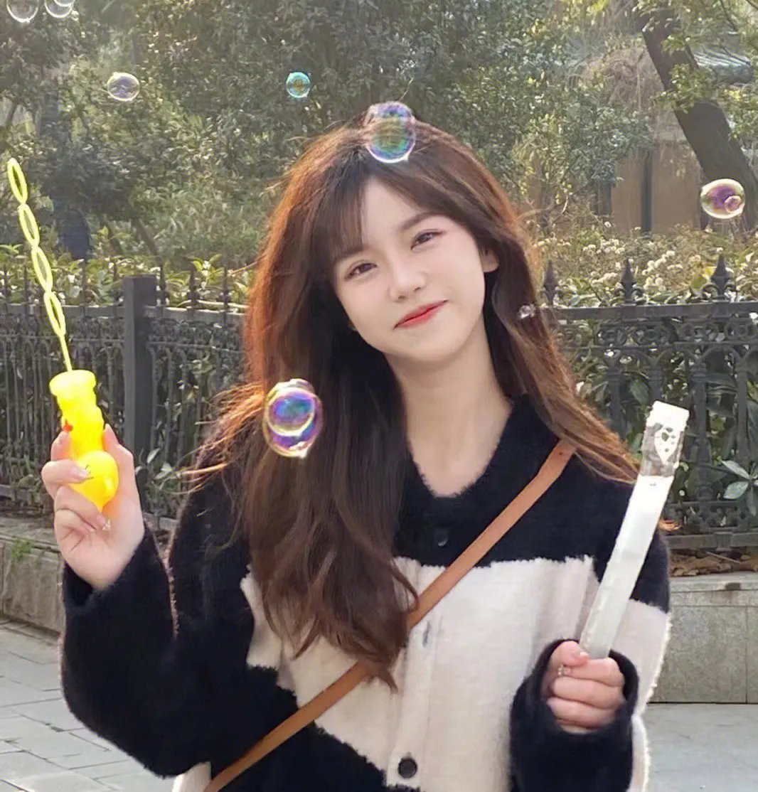 珠光宝气的拉各斯人